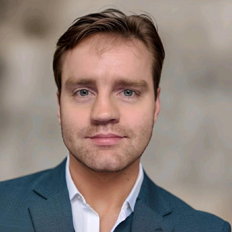 Travis Dayton